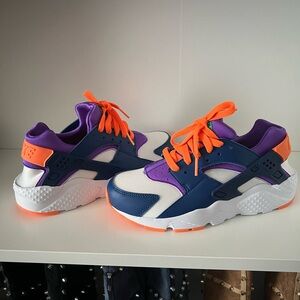 Purple/orange Nike huarache